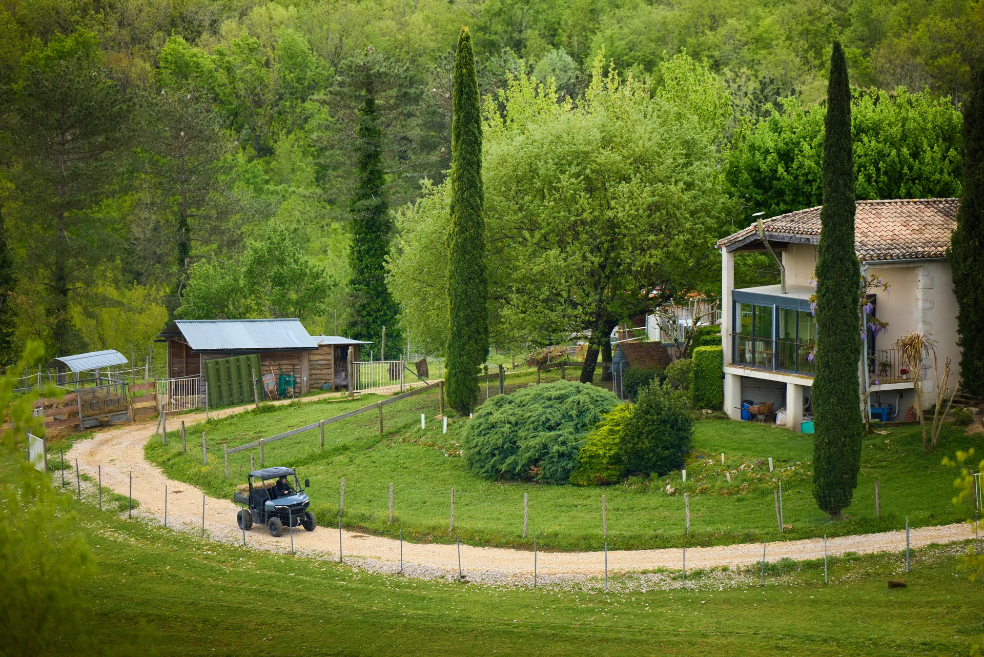WebLarge_JPG-2027-EMEA-rgr-500-Tractor-S